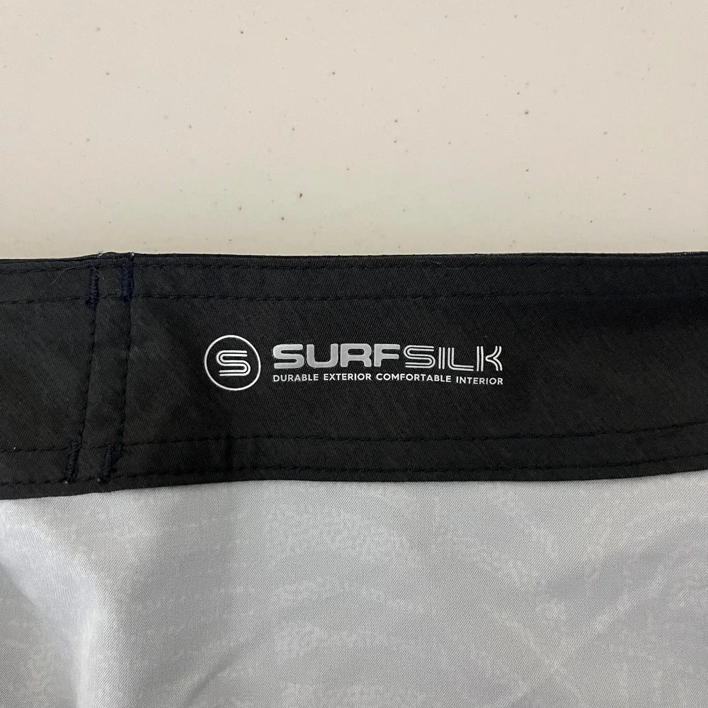 Quiksilver SurfSilk Mens 36 Boardshorts Blue Tribal Leaf Print Hawaii‎